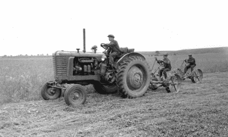 Трактор МТЗ-2