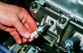 Где находятся свечи зажигания