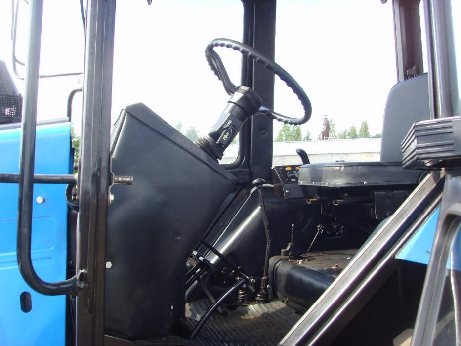 МТЗ 1221 кабина