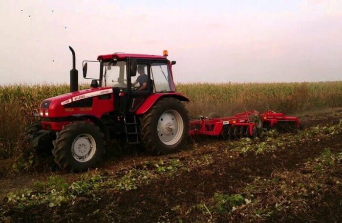 МТЗ 1221.3 Беларус: технические характеристики, модификации, особенности, использование