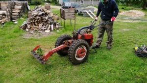 Скашивание травы мотоблоком МТЗ