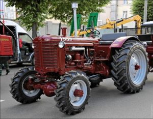 Полноприводной трактор МТЗ-7