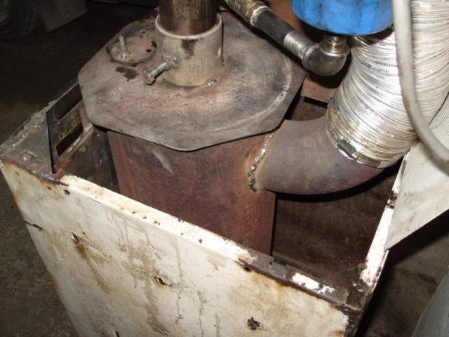 Система отопления и вентиляции кабины трактора