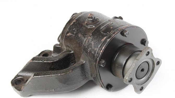 Деталь переднего моста