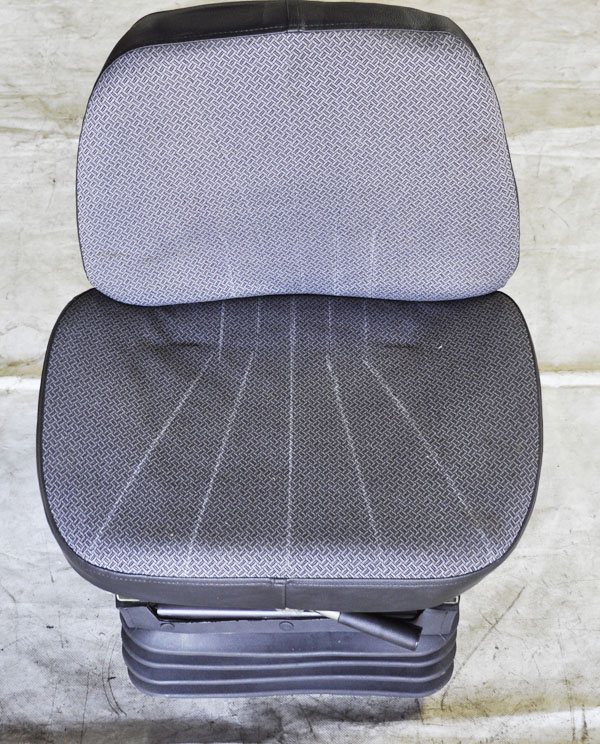 Кабина МТЗ: самодельная, 80, 82, как установить, чертеж, устройство, ремонт, переделка