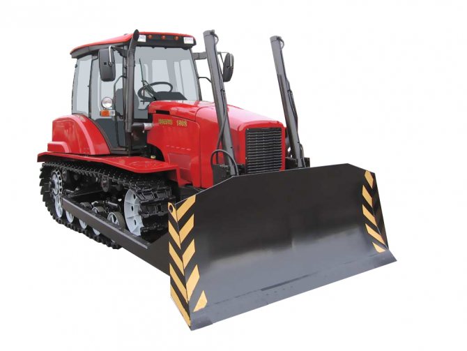 Гусеничный трактор Беларус