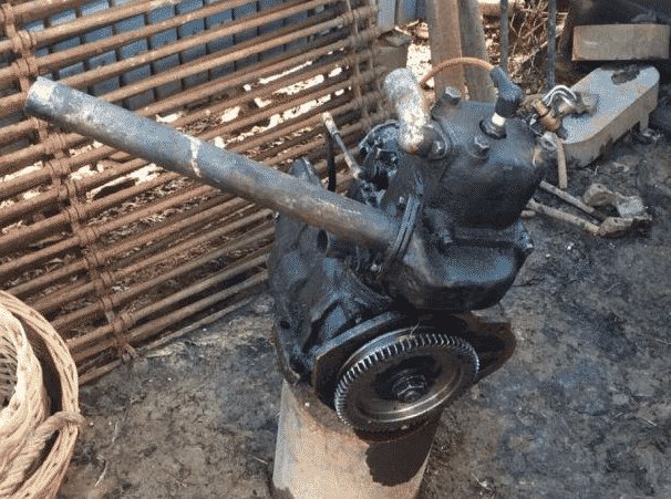 Как завести трактор с пускача