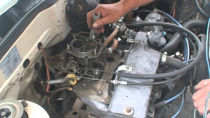 proverka raboty zaslonki karbyuratora - Рукоятка управления воздушной заслонкой карбюратора