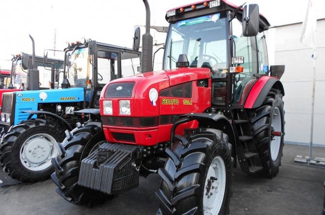 Технические характеристики МТЗ 1523: мощность двигателя составляет 155-157,8 л.с.